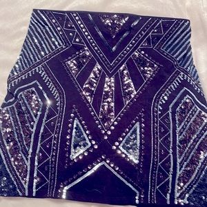 Express mini skirt size small in black